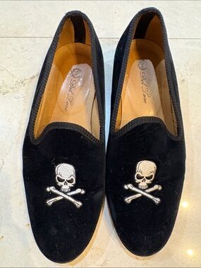 Del Toro Black Velvet Skull & Crossbones Men's Slip-On Loafers